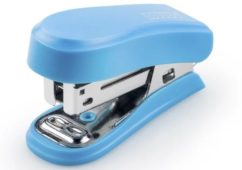 Must-Have Novus sešívačka Mini, 12 listů, modrá lesk