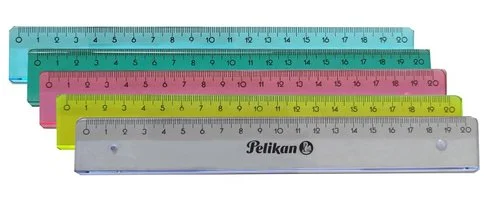 Značkový Pravítko 20 cm plastové